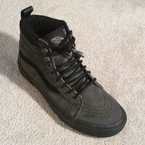 Corduroy Vans, S: 5, C: Dark Gray / Blk